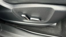 MG Hs 1.5 T-GDI Exclusive 5dr DCT Petrol Hatchback